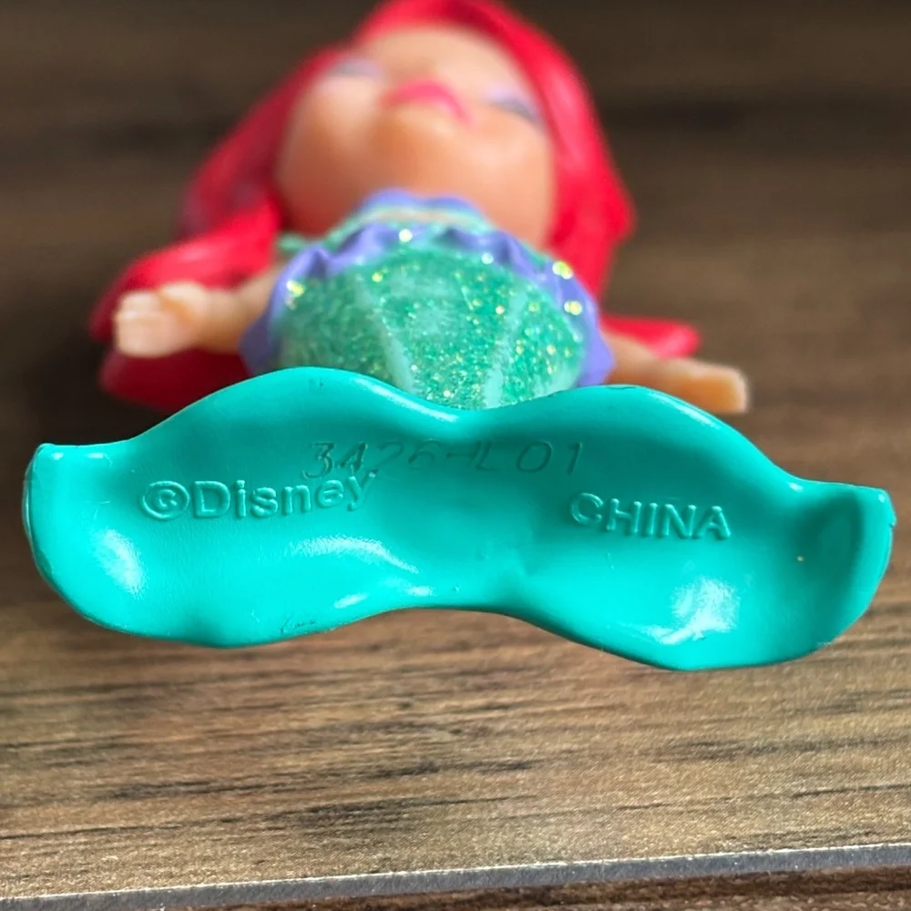 DISNEY Princess Mini Toddler Doll ARIEL Glitter Tail 3